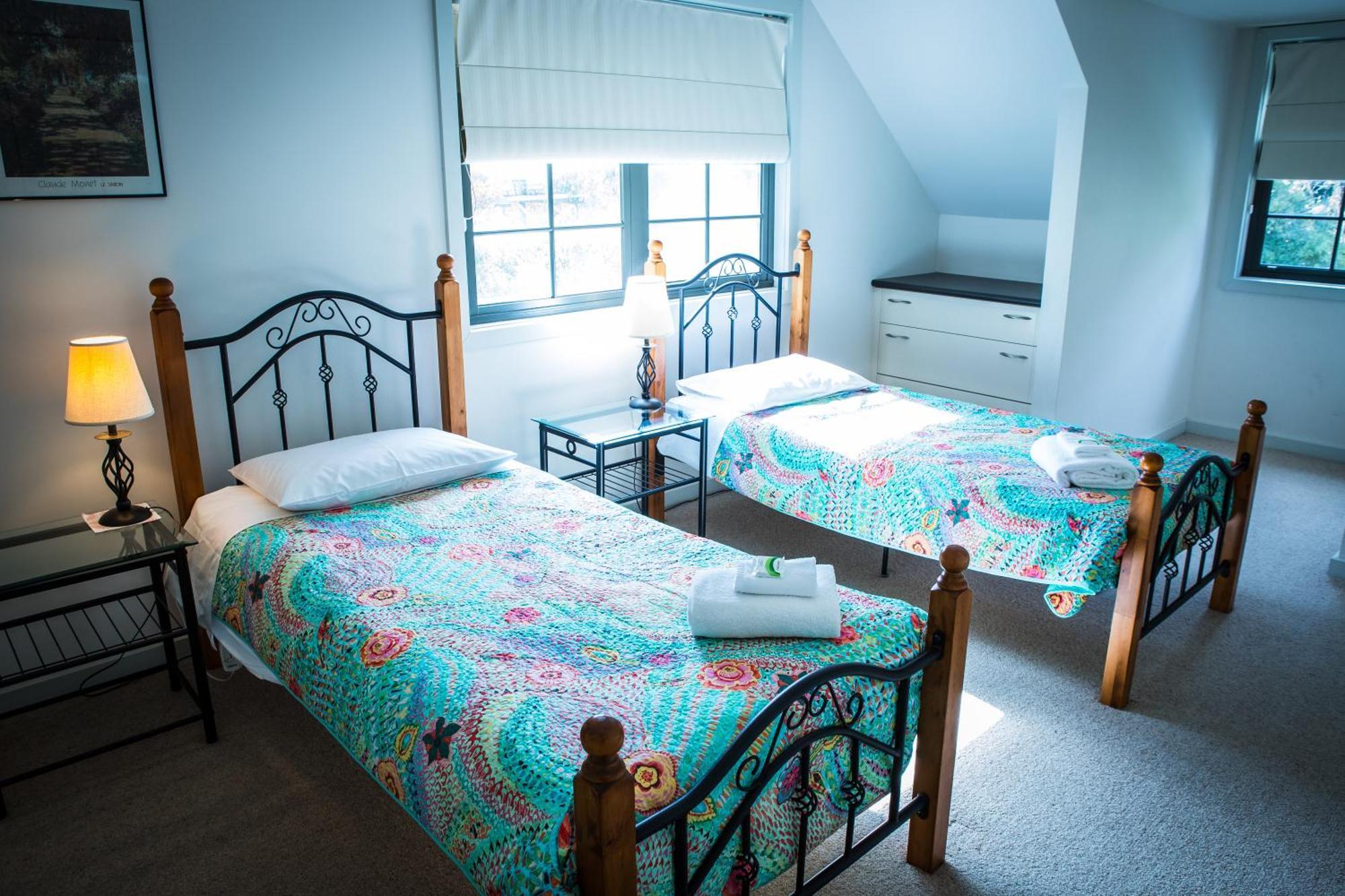 Whispering Pines Cottages Wentworth Falls Oda fotoğraf
