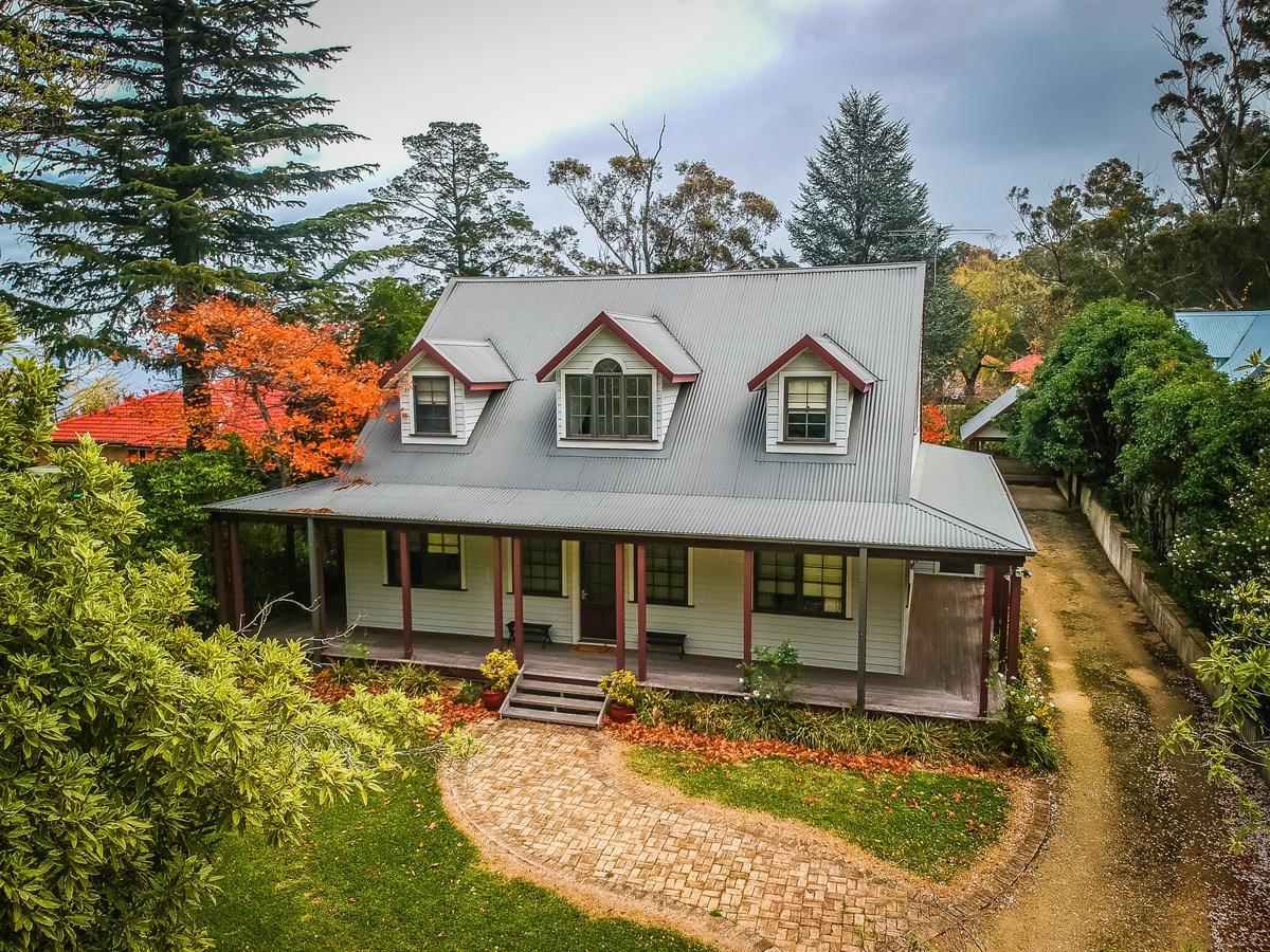 Whispering Pines Cottages Wentworth Falls Dış mekan fotoğraf