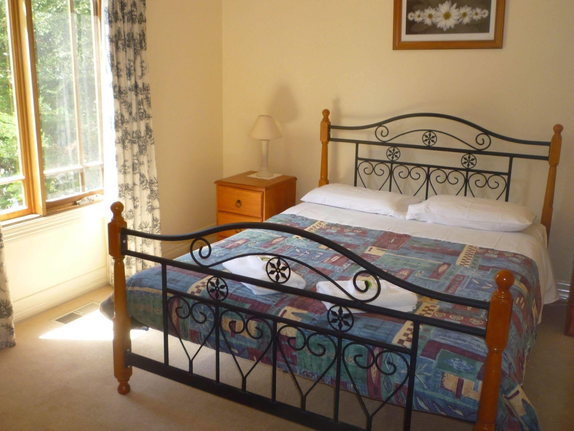 Whispering Pines Cottages Wentworth Falls Dış mekan fotoğraf